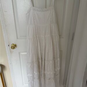Elegant White Lace Maxi Dress